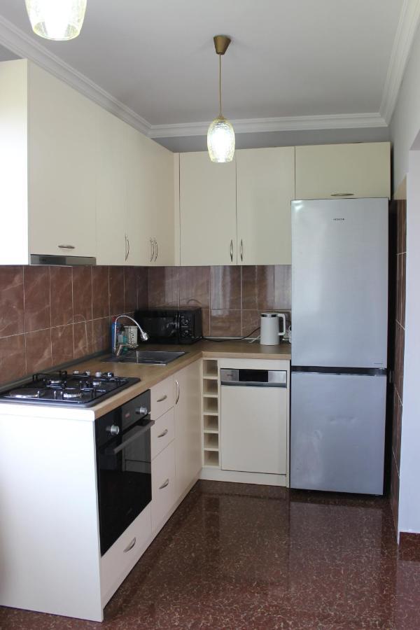 Дом на пляже Black sea House Кобулети Екстериор снимка
