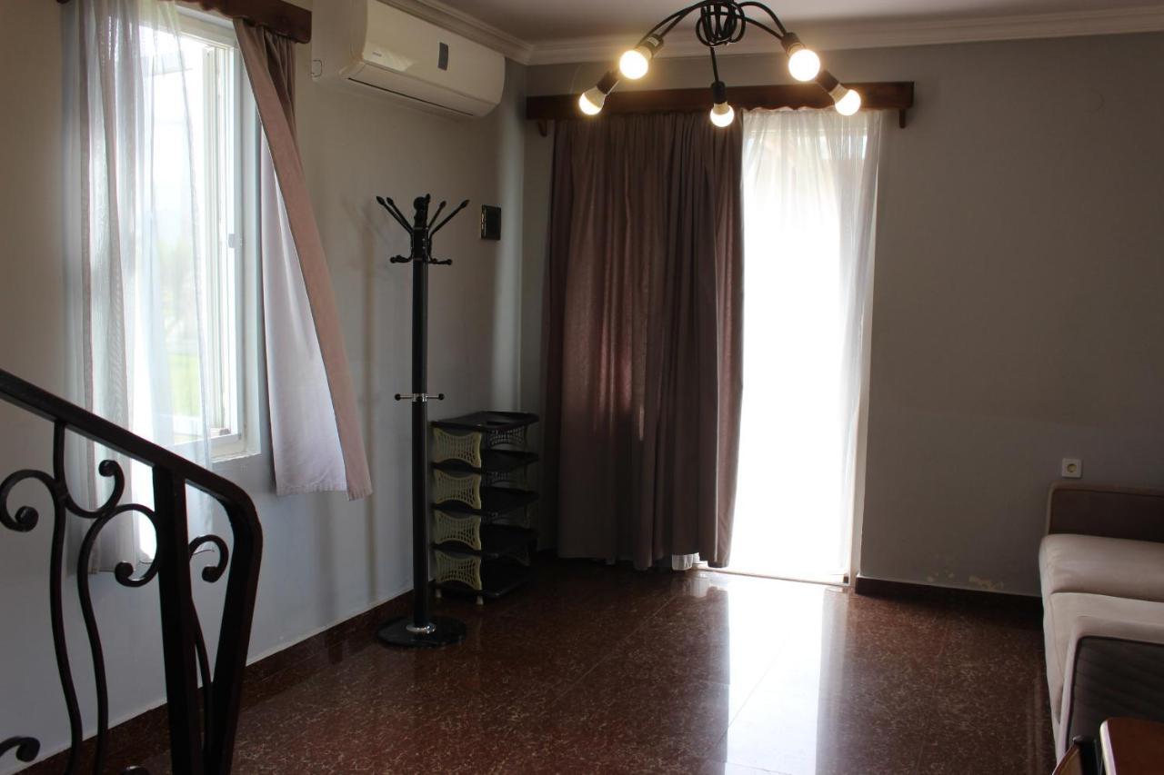 Дом на пляже Black sea House Кобулети Екстериор снимка